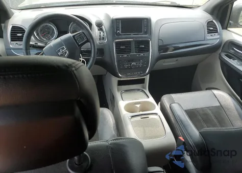 2015 Dodge Grand Caravan Sxt z USA, uszkodzony, nr VIN 2C4RDGCG7FR728426